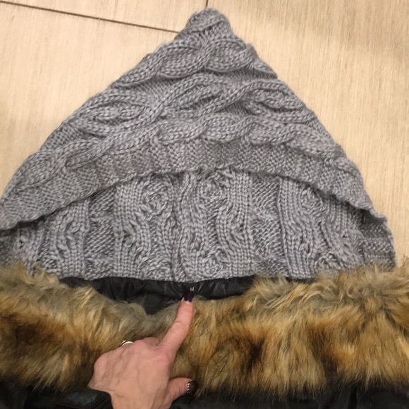 Winter puff jacket with sweater waist/hood w/fur - Picture 7 of 14